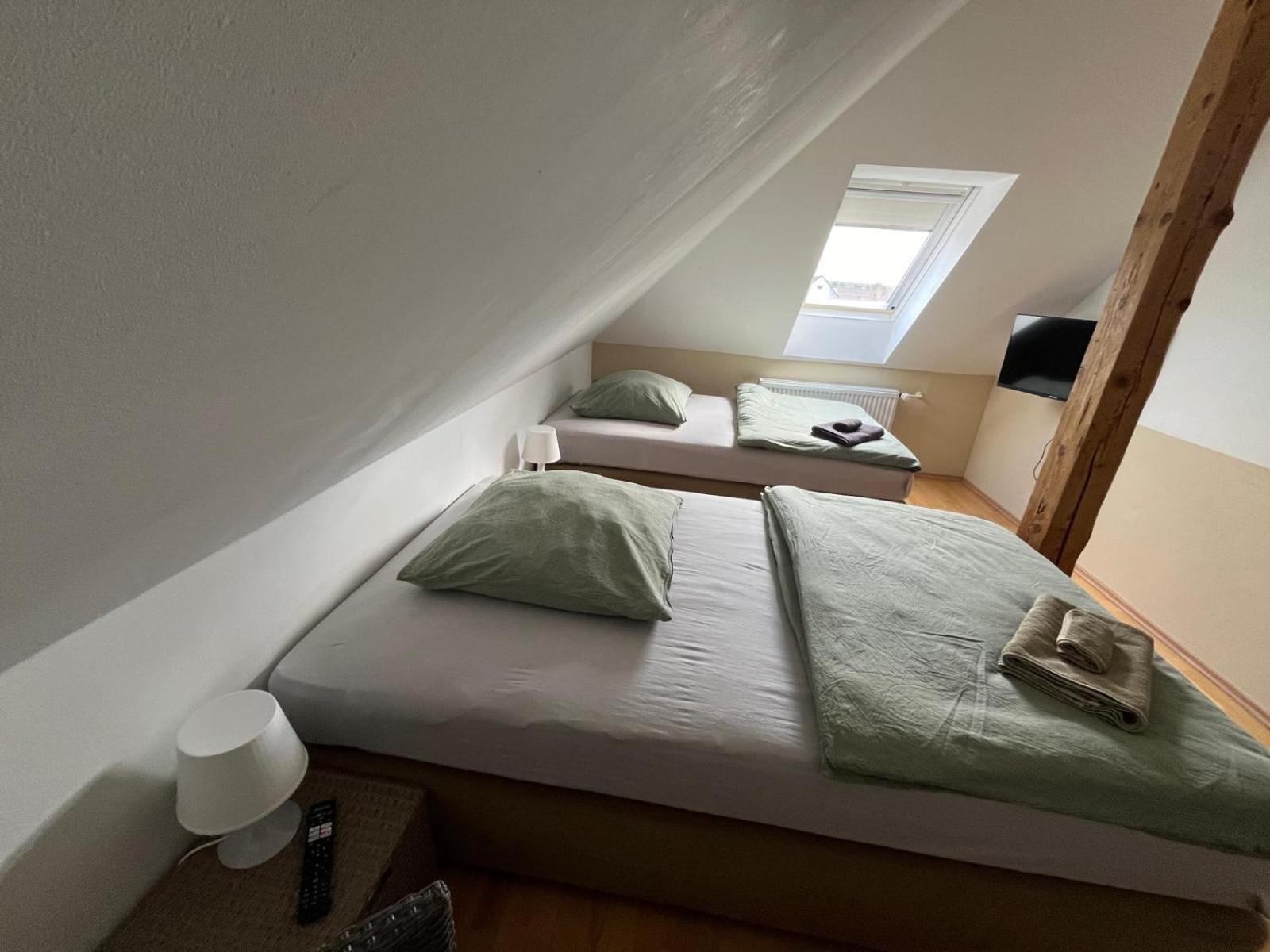 Doppelzimmer-Bad-Kuehlschrank-Tv-19 Meine Εξωτερικό φωτογραφία