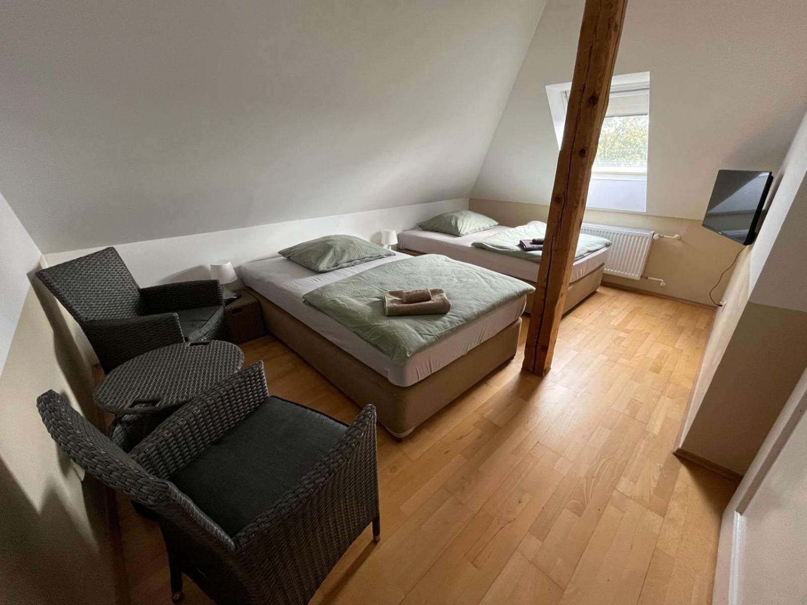 Doppelzimmer-Bad-Kuehlschrank-Tv-19 Meine Εξωτερικό φωτογραφία