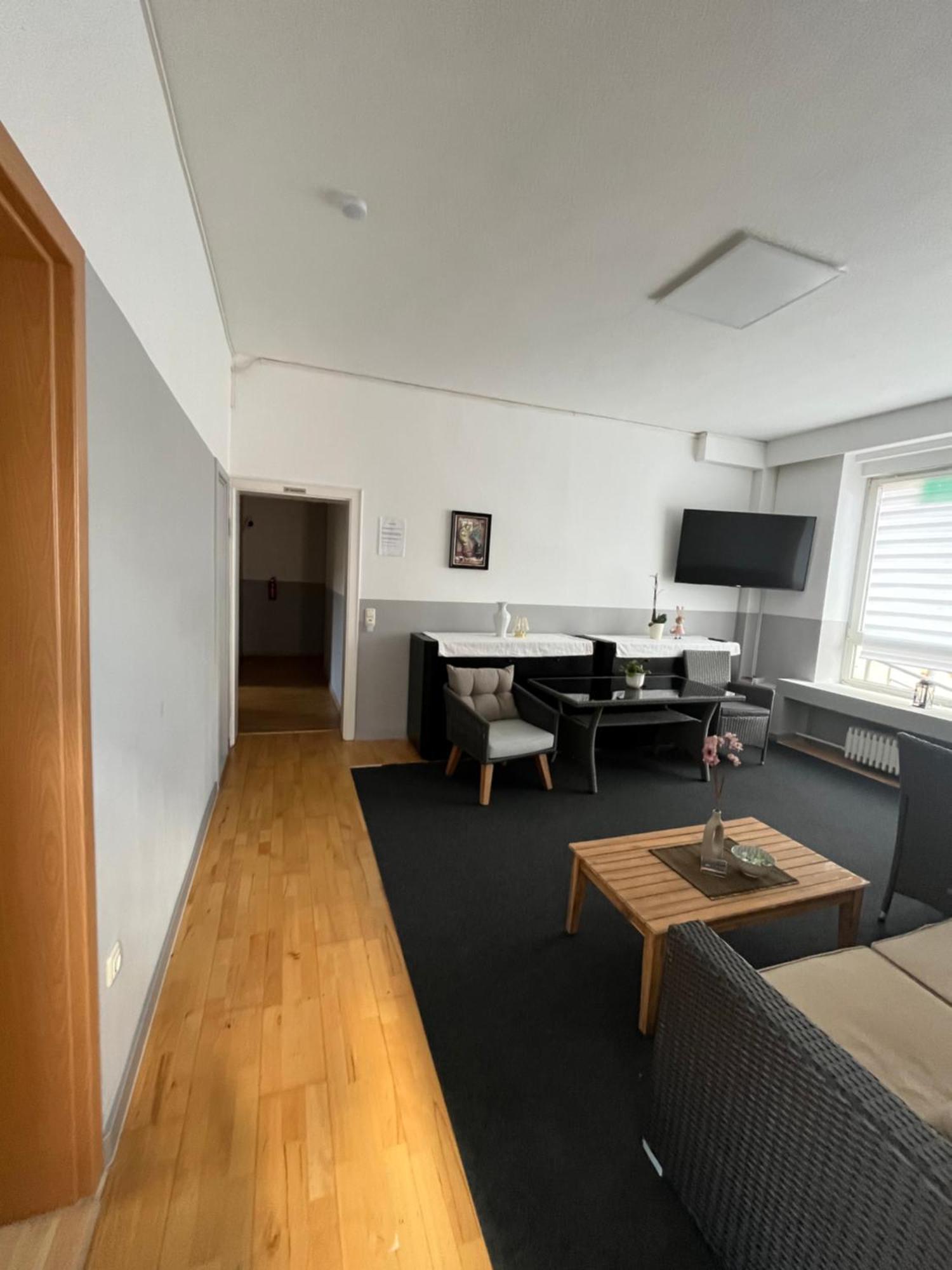 Doppelzimmer-Bad-Kuehlschrank-Tv-19 Meine Εξωτερικό φωτογραφία